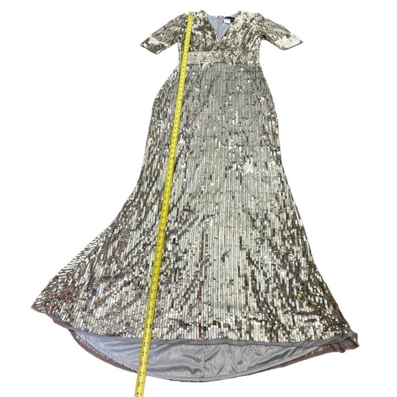 Mac Duggal Sequined Short Sleeve Evening Gown - Picture 8 of 16